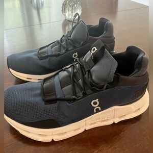 On Cloudnova Sneaker US 7 EU 38